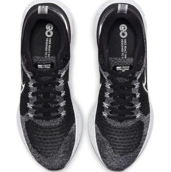 SOLD Nike Infinity React Flyknit Oreo Size 11 - Picture 3 of 6